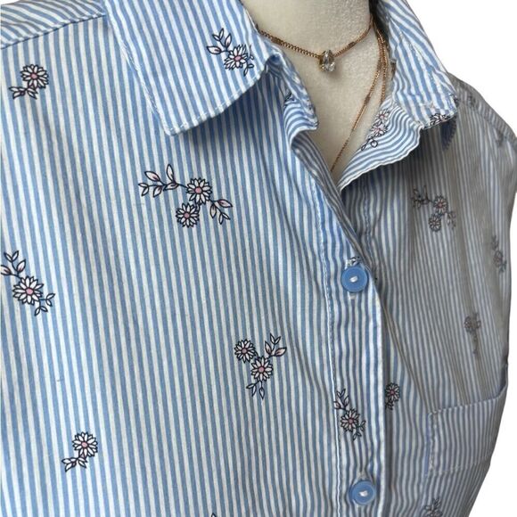 Divided H&M short tee shirt dress light blue floral stripes size 4 - Picture 9 of 16